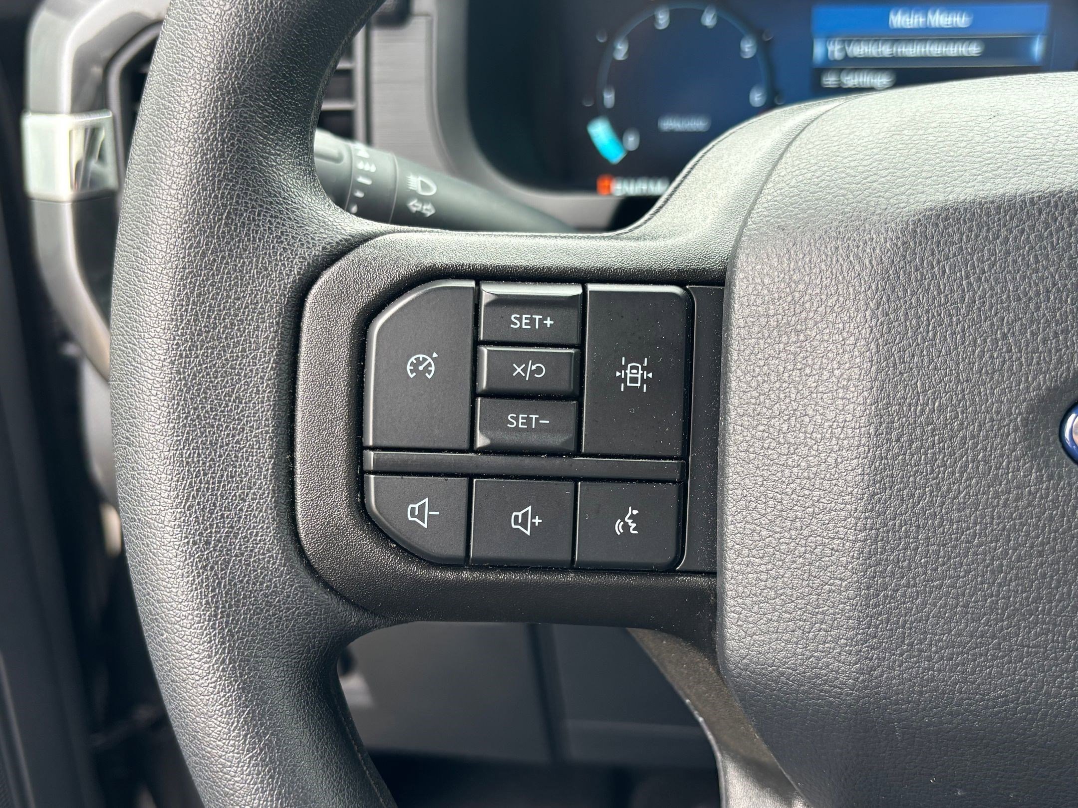 Used 2025 Ford F150 STX w/ Equipment Group 200A image 29