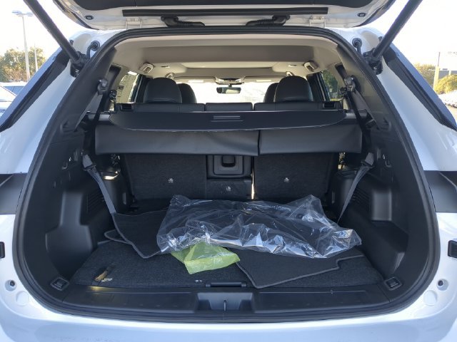 New 2026 Mitsubishi Outlander SEL FWD image 12