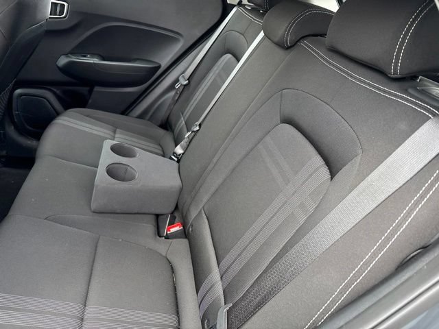 Used 2025 Hyundai Venue SEL FWD image 10