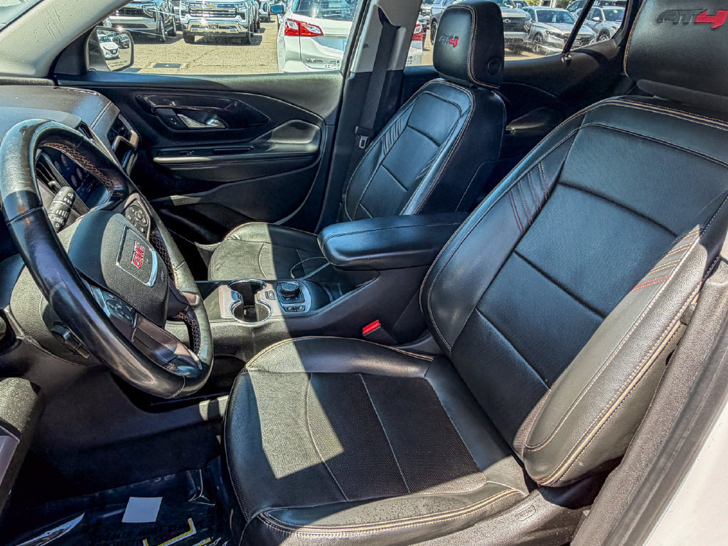Used 2023 GMC Terrain AT4 w/ Infotainment Package II AWD/4WD image 9