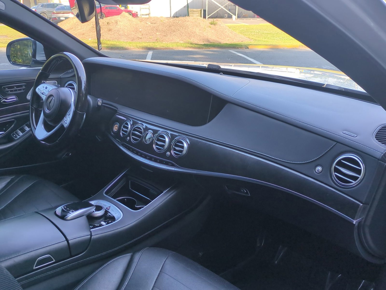 Used 2018 Mercedes-Benz S 560 4MATIC Sedan image 26