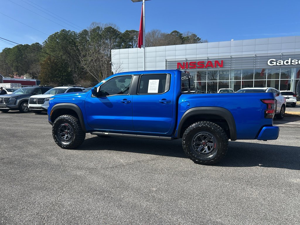 Used 2025 Nissan Frontier PRO-4X image 6