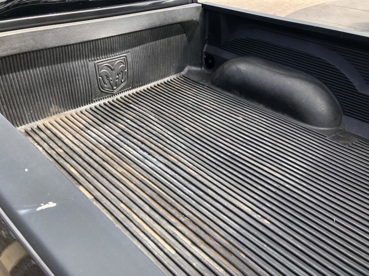 Used 2017 RAM 1500 Express w/ Express Value Package AWD/4WD image 13