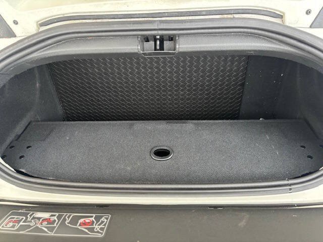 Used 2005 Chrysler Crossfire Limited RWD image 8