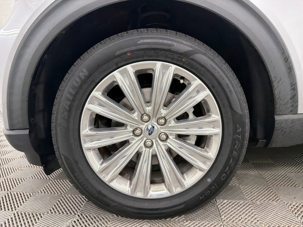 Used 2021 Ford Explorer Limited w/ Equipment Group 301A image 22