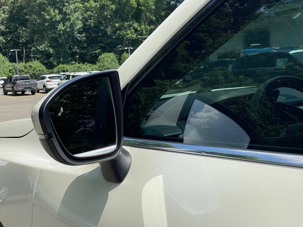 Certified 2022 Nissan Pathfinder SL AWD/4WD image 28