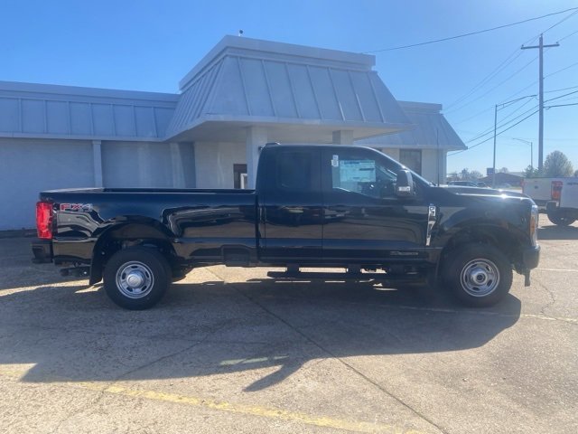 New 2025 Ford F350 XL w/ XL Driver Assist Package image 7