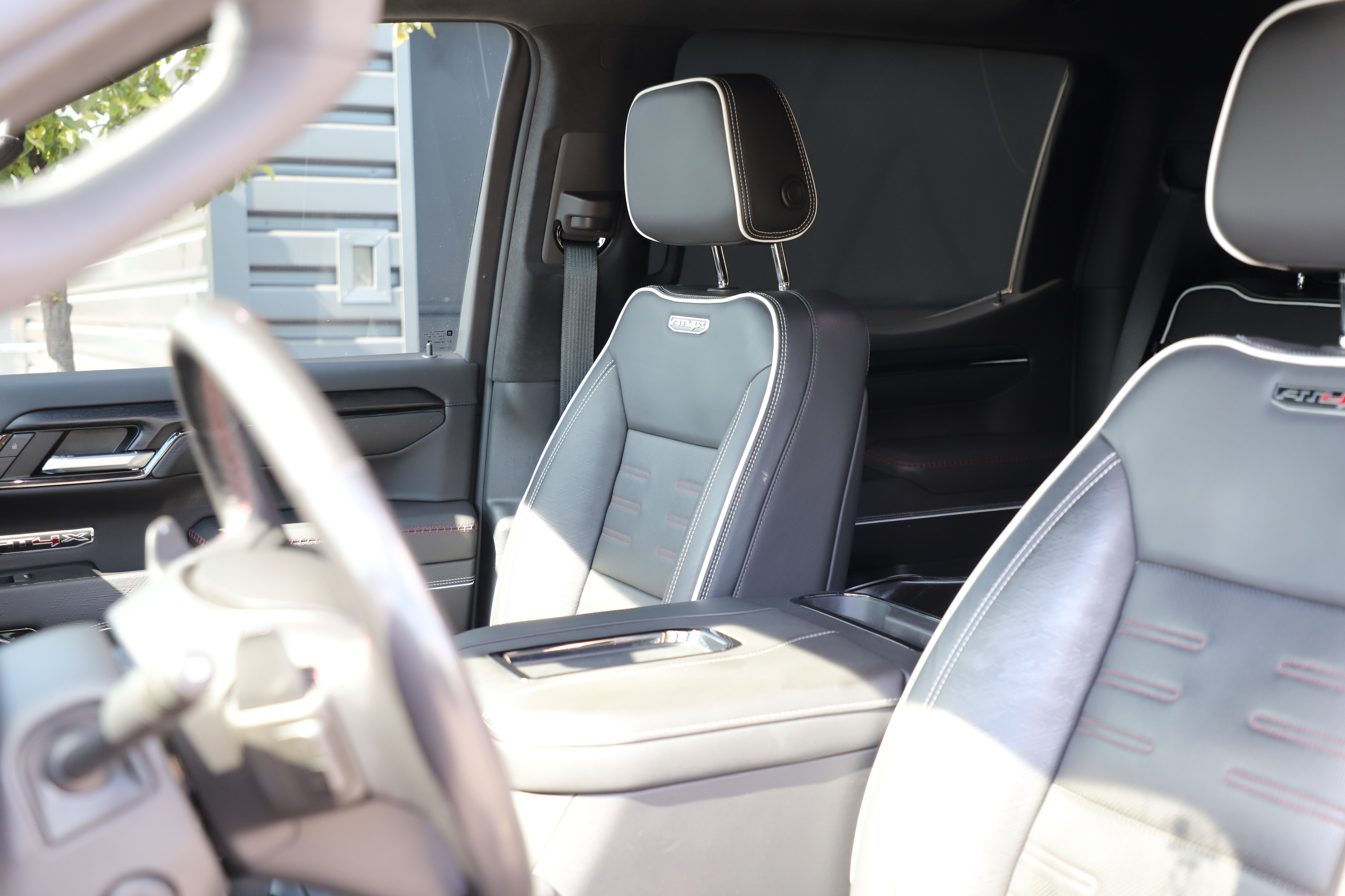 Used 2022 GMC Sierra 1500 AT4X AWD/4WD image 19