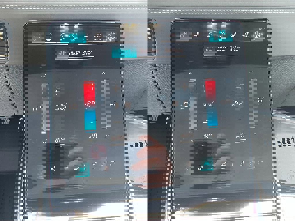 New 2026 Cadillac Escalade IQ Sport 1 w/ LPO, ONYX Package image 16