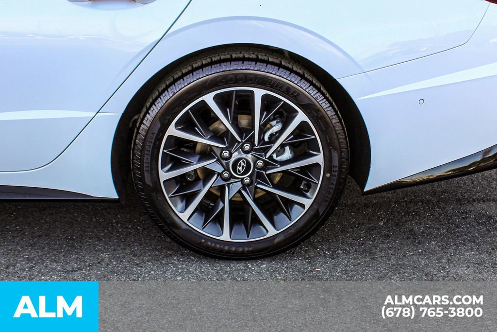 Used 2022 Hyundai Sonata Limited image 16
