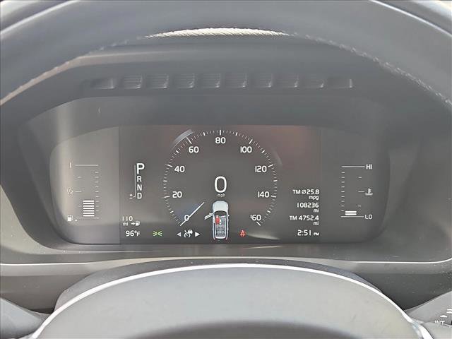 Used 2019 Volvo XC90 T5 Momentum w/ Protection Package Premier image 10