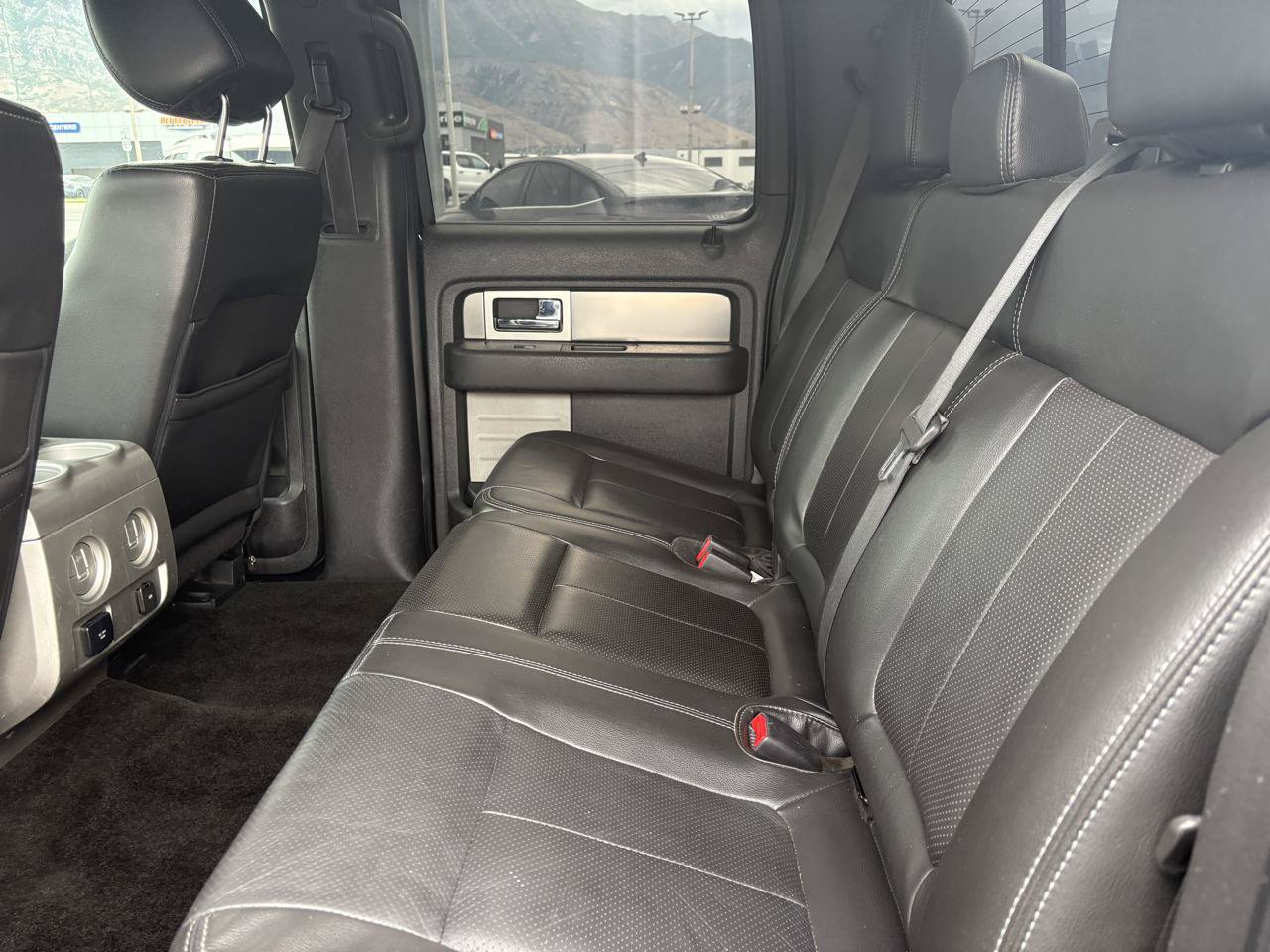 Used 2014 Ford F150 FX4 w/ Equipment Group 402A Luxury AWD/4WD image 7