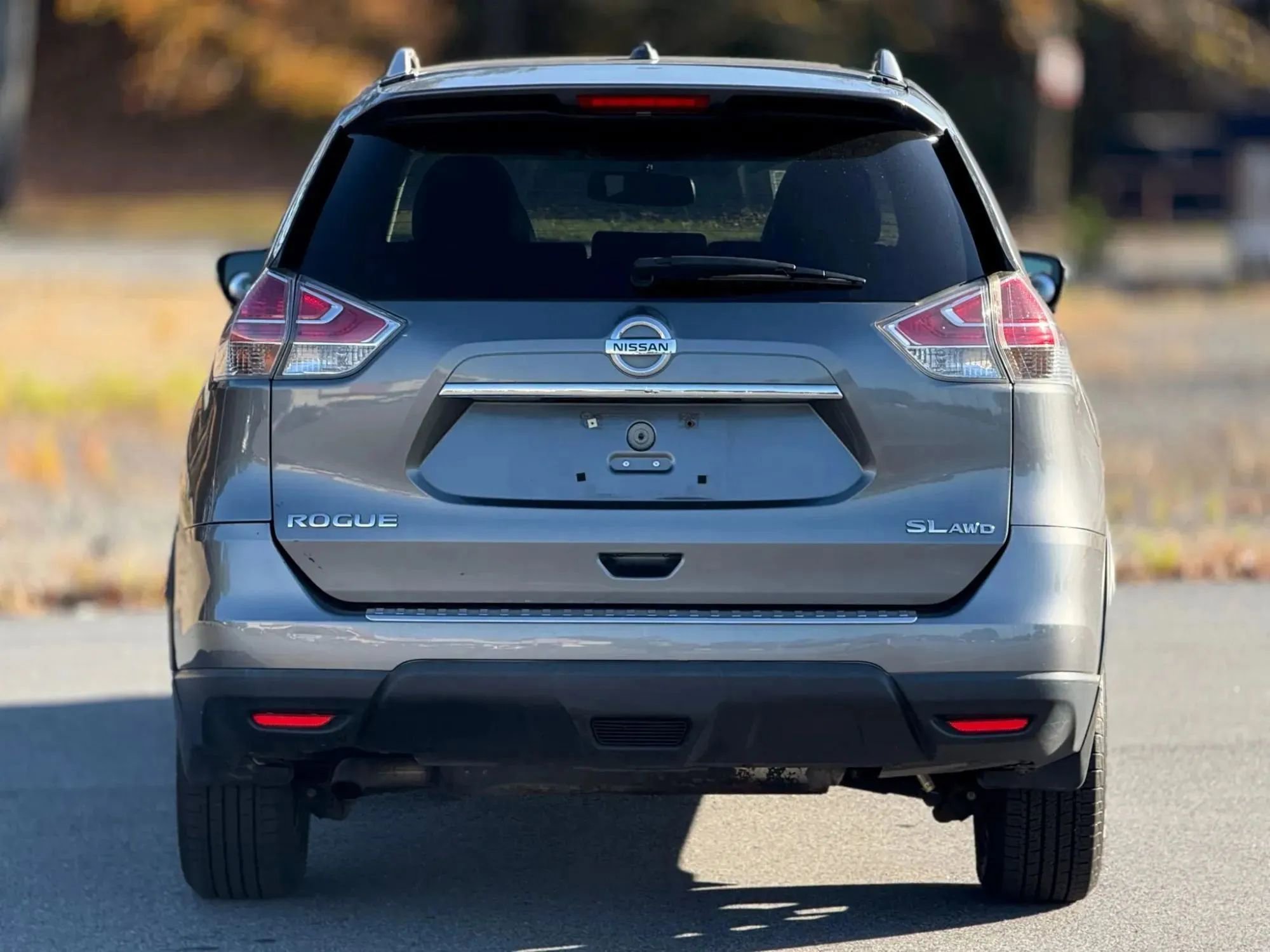 Used 2016 Nissan Rogue SL w/ SL Premium Package image 4