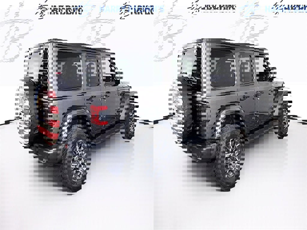 Used 2025 Jeep Wrangler Sahara w/ Safety Group image 29