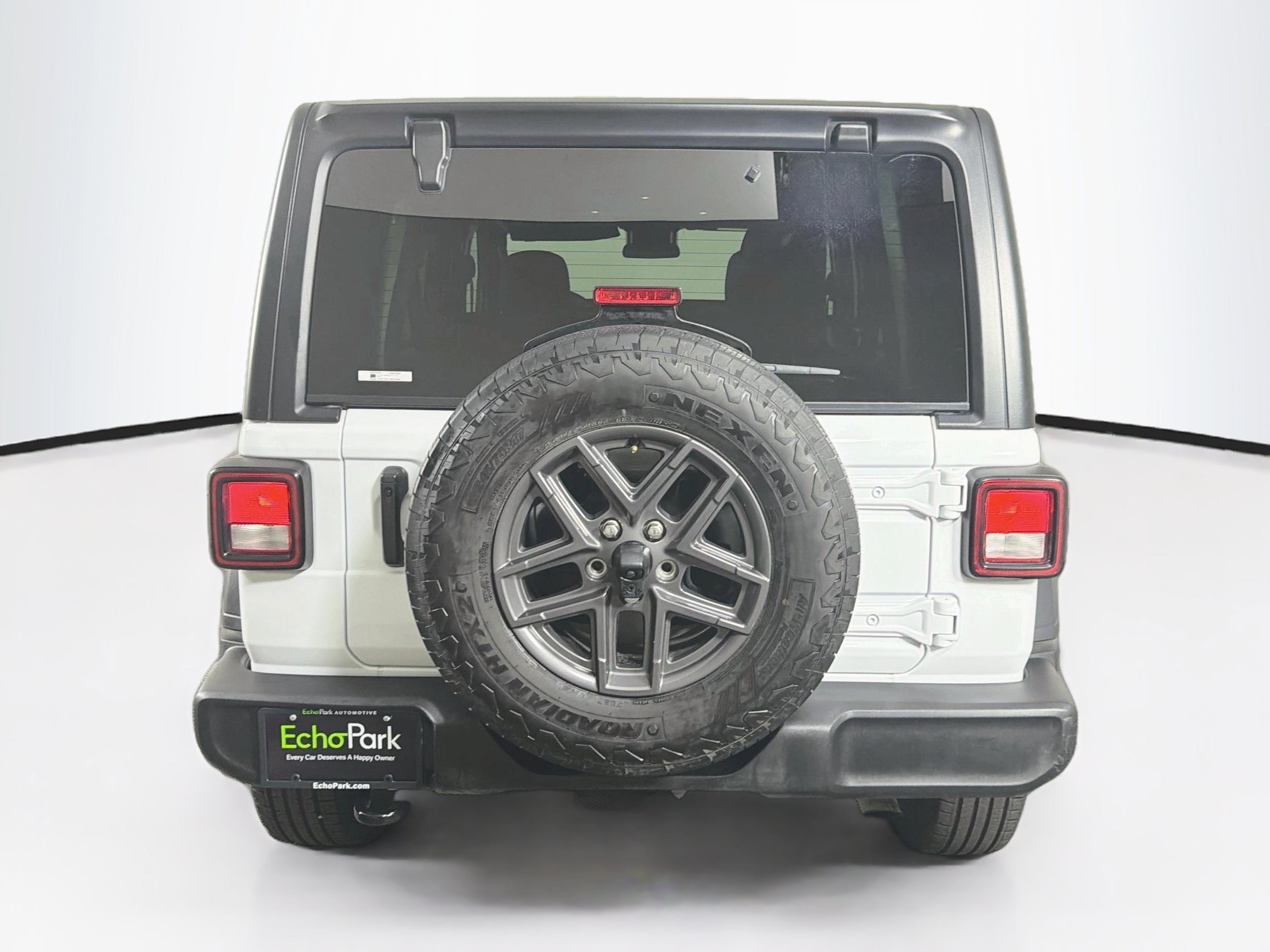 Used 2025 Jeep Wrangler Unlimited Sport AWD/4WD image 7