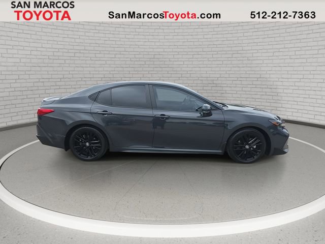 Used 2025 Toyota Camry SE w/ Convenience Package image 4