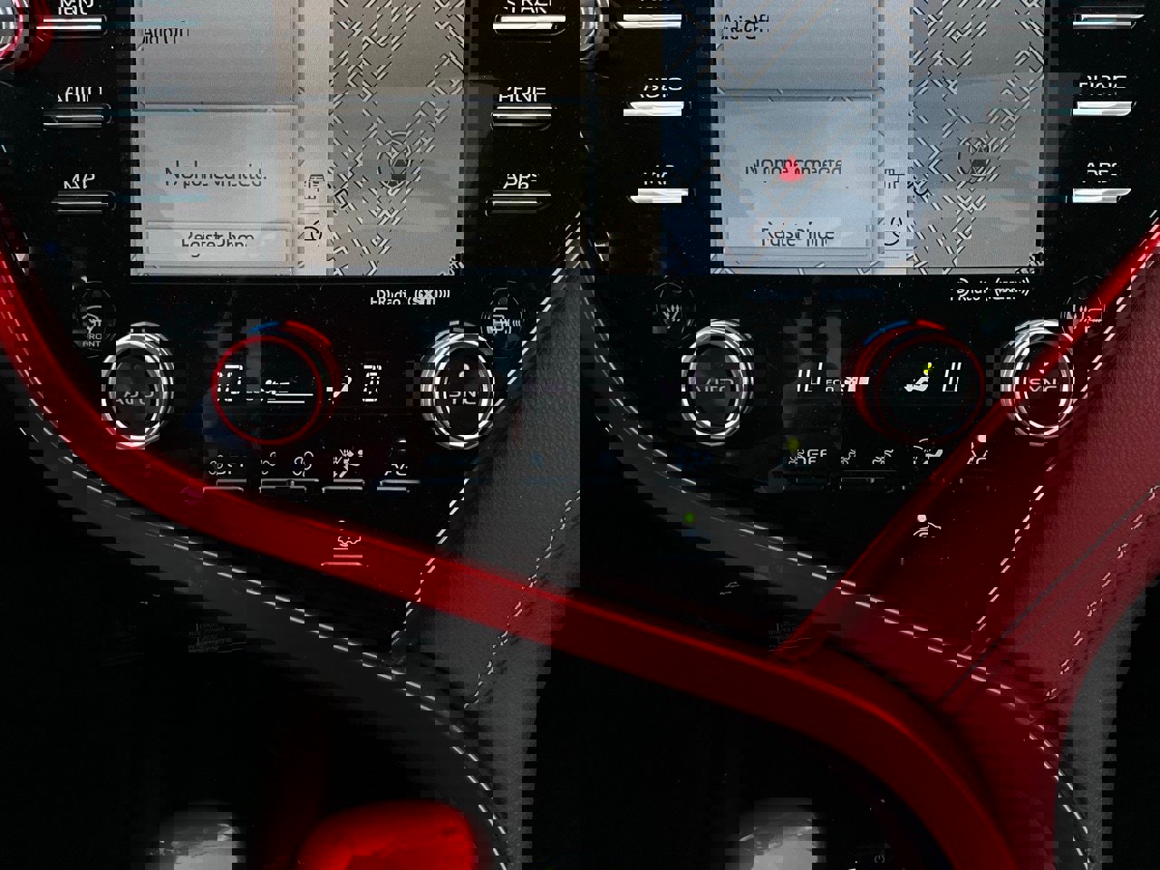 Used 2020 Toyota Camry XSE image 28