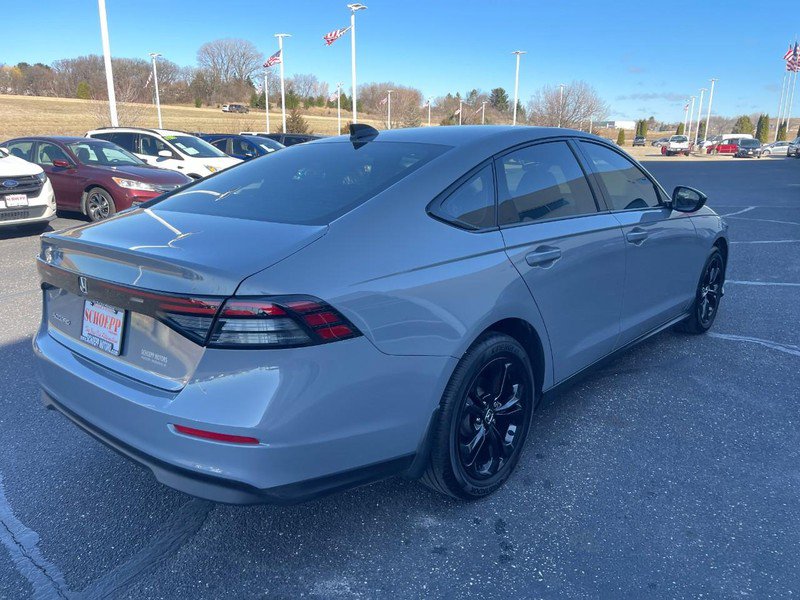 Used 2025 Honda Accord SE image 3