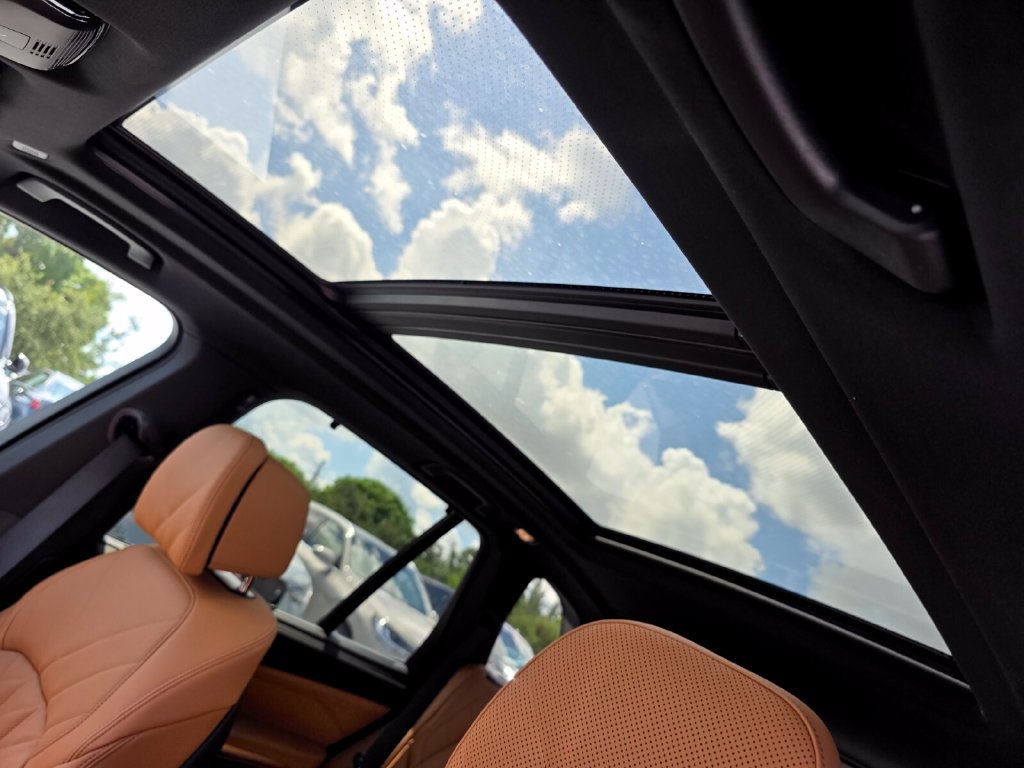 New 2026 BMW X5 M60i AWD/4WD image 10