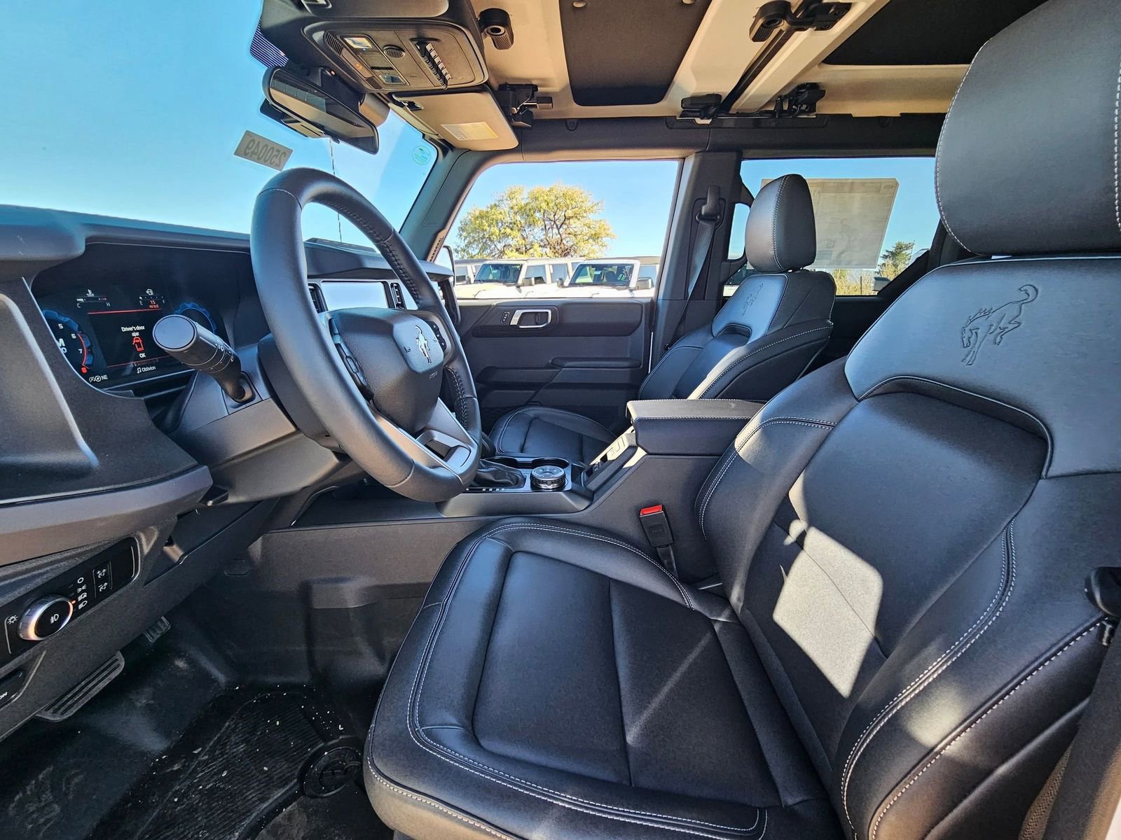 New 2025 Ford Bronco Badlands image 11
