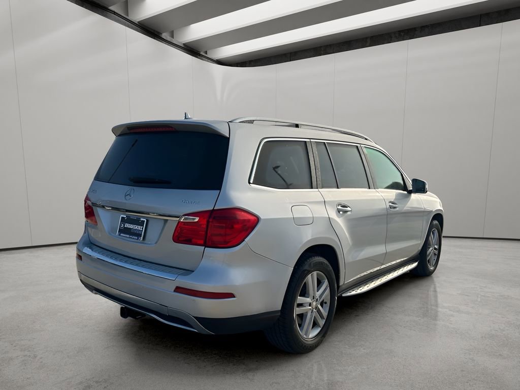 Used 2016 Mercedes-Benz GL 450 4MATIC image 5