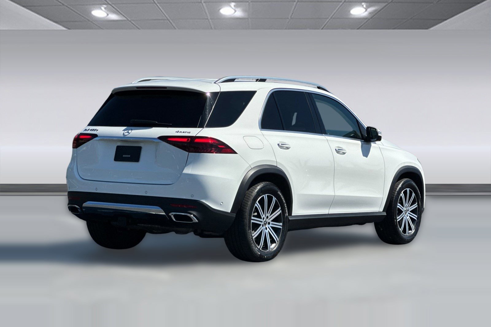 Used 2025 Mercedes-Benz GLE 450e 4MATIC image 8