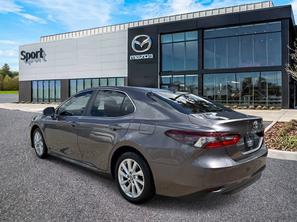 Used 2024 Toyota Camry LE FWD image 6