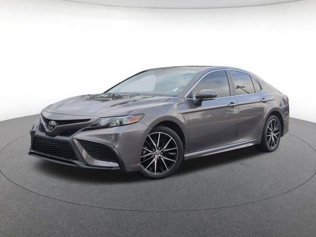 Used 2023 Toyota Camry SE FWD image 1