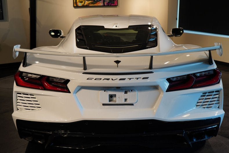 Used 2023 Chevrolet Corvette Stingray Premium Cpe w/ Z51 Performance Package RWD image 33