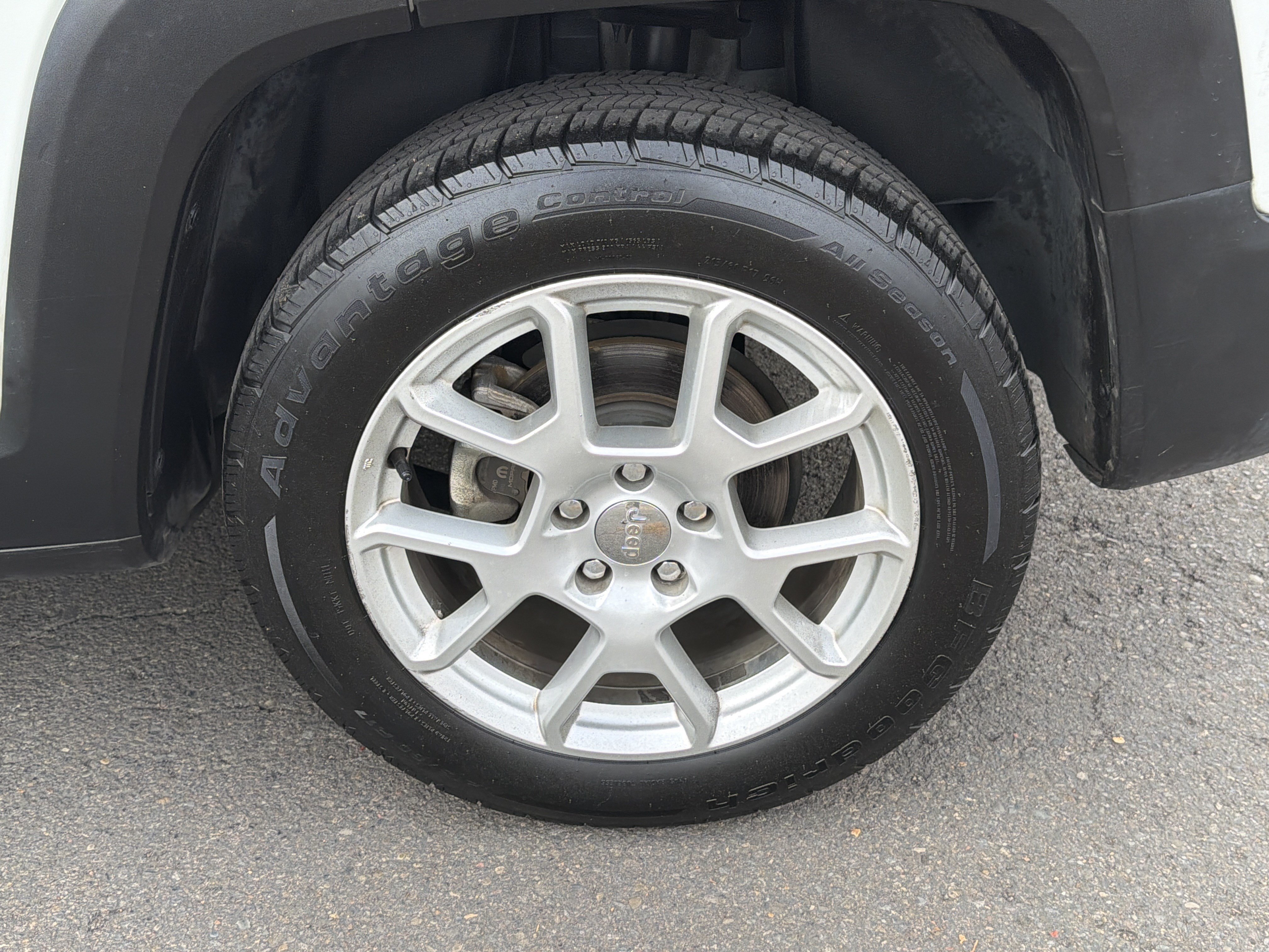 Used 2020 Jeep Renegade Sport w/ Sport Appearance Group FWD image 28