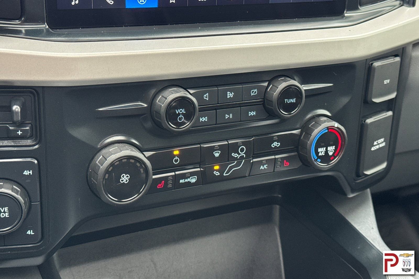 Used 2023 Ford F350 XLT w/ XLT Premium Package image 24