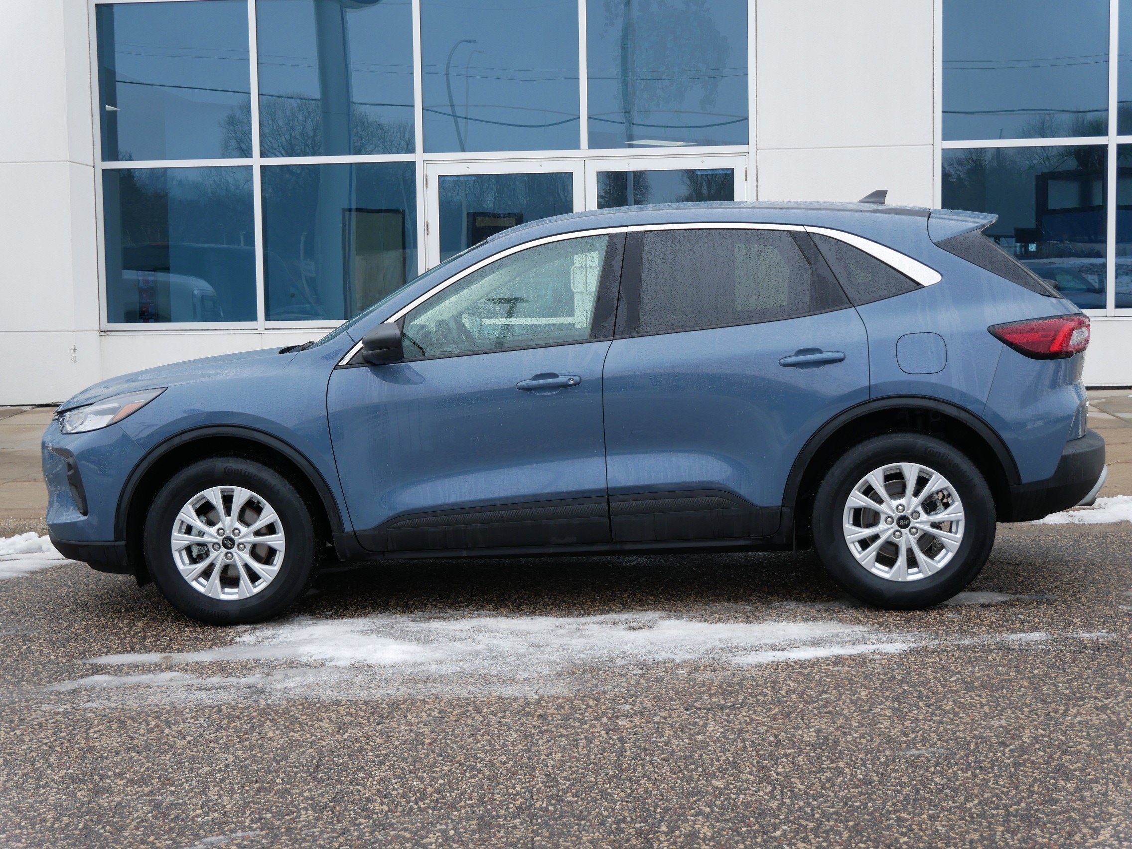 Used 2023 Ford Escape Active image 26