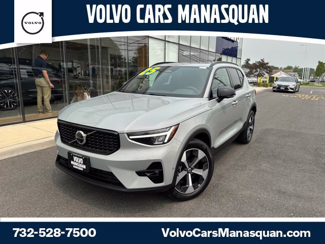 Certified 2025 Volvo XC40 B5 Plus