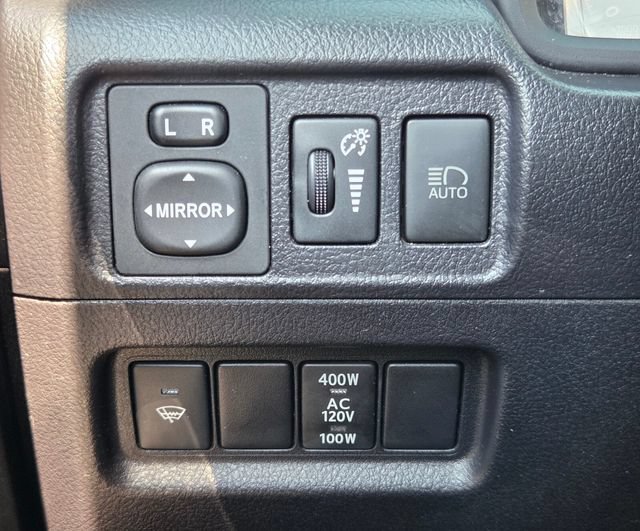 Used 2021 Toyota 4Runner Venture w/ Moonroof Package AWD/4WD image 36