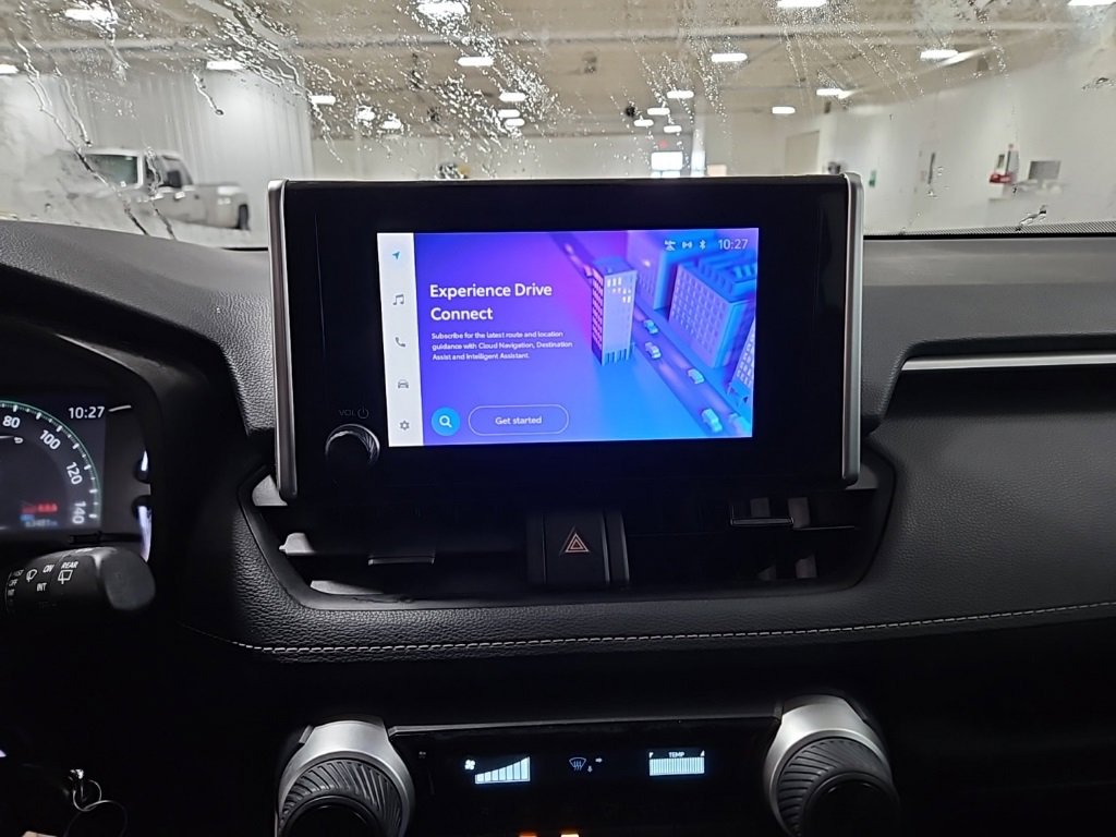 Used 2024 Toyota RAV4 LE image 8