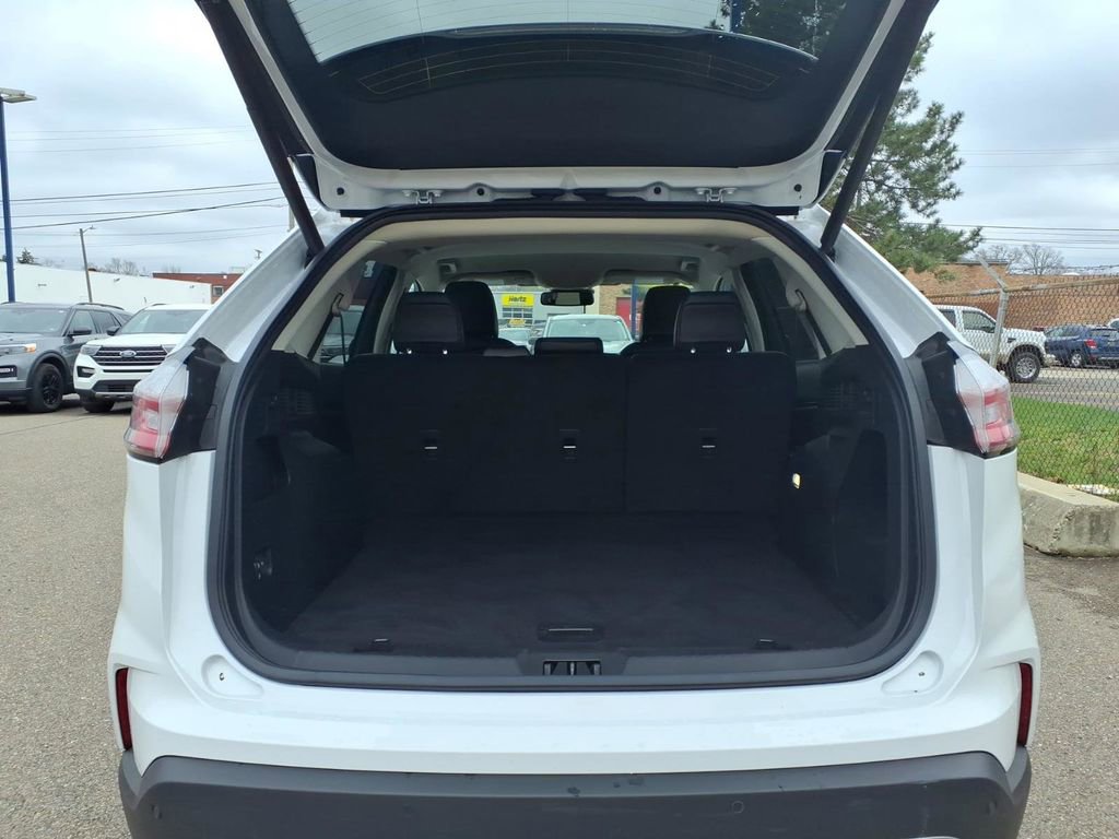 Used 2023 Ford Edge SEL w/ Convenience Package image 10