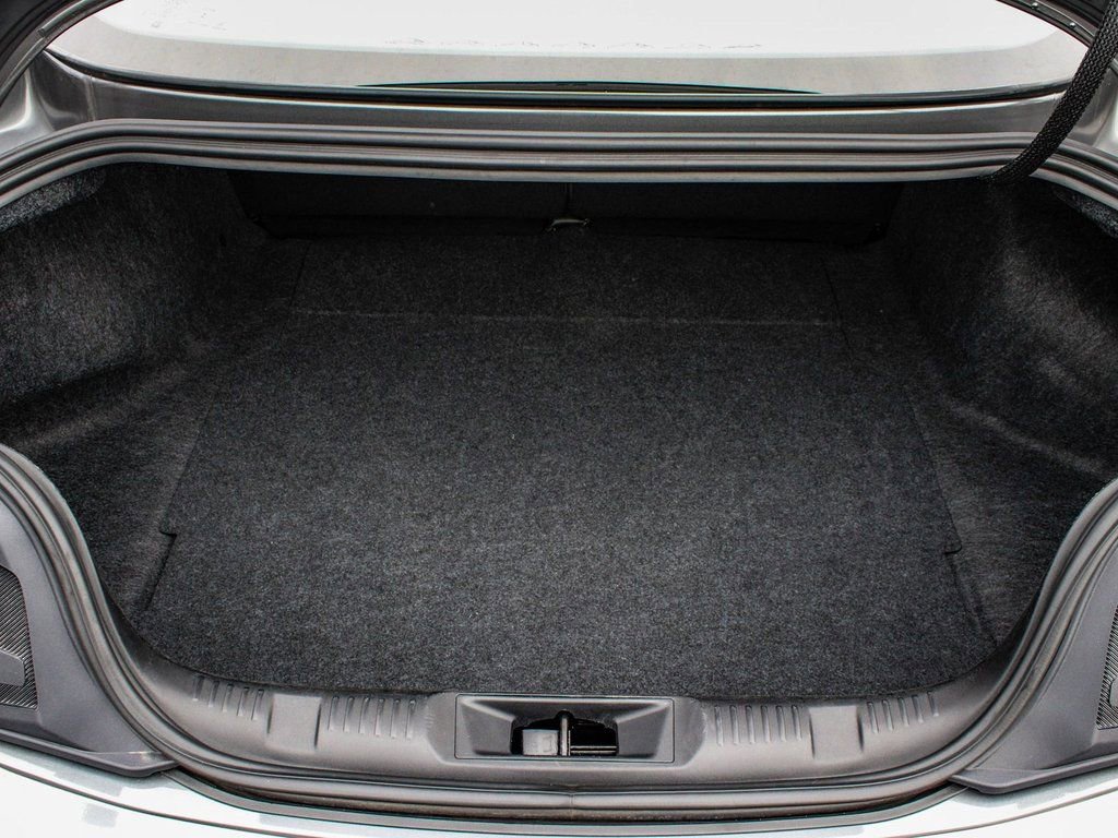 Used 2025 Ford Mustang Premium image 37