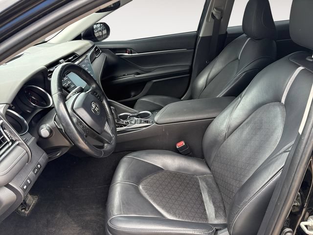 Used 2018 Toyota Camry XSE FWD image 9
