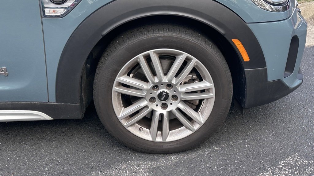 Used 2023 MINI Cooper Countryman SE w/ Signature Upholstery Package image 5