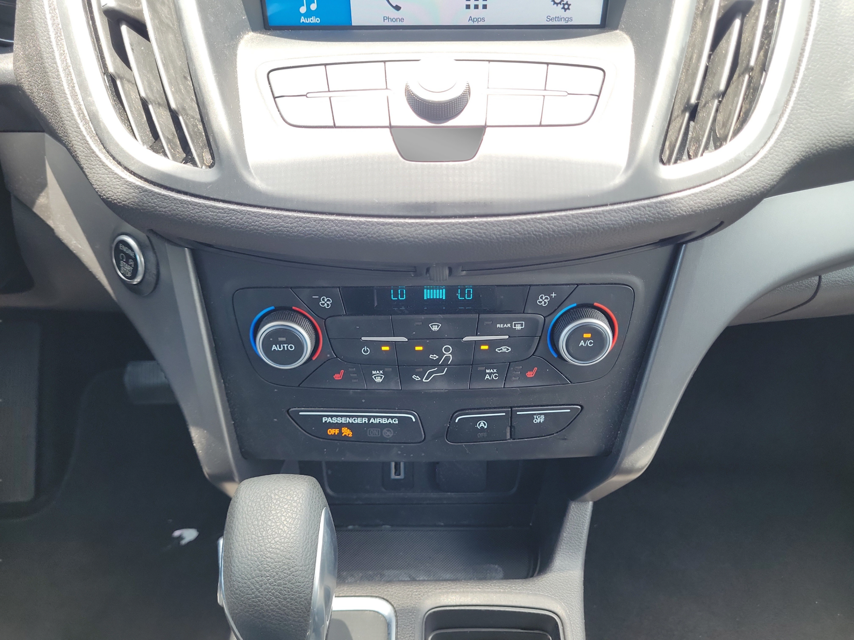 Used 2019 Ford Escape SE FWD image 14