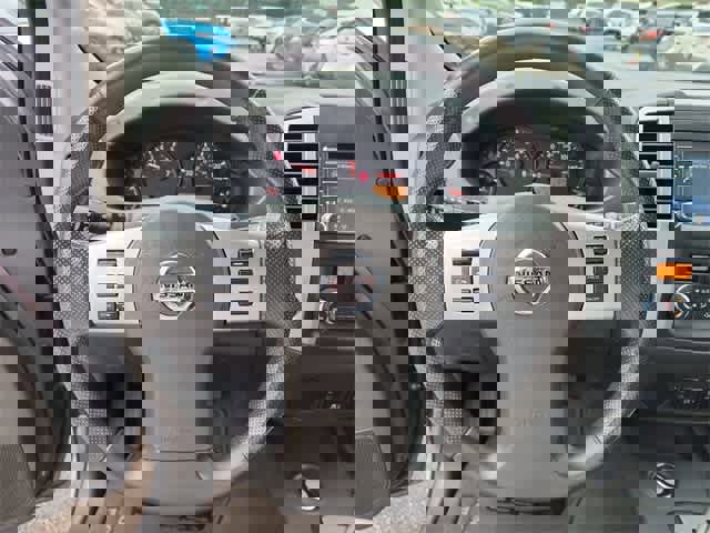 Used 2021 Nissan Frontier SV image 20