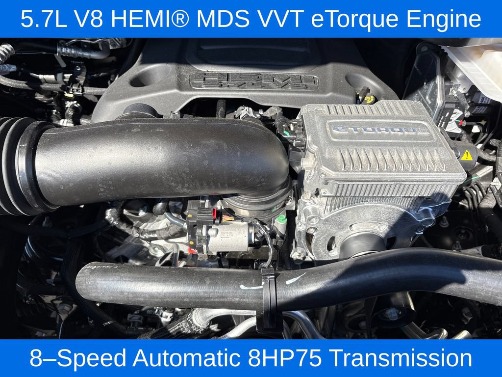 New 2026 RAM 1500 4x4 Crew Cab image 3