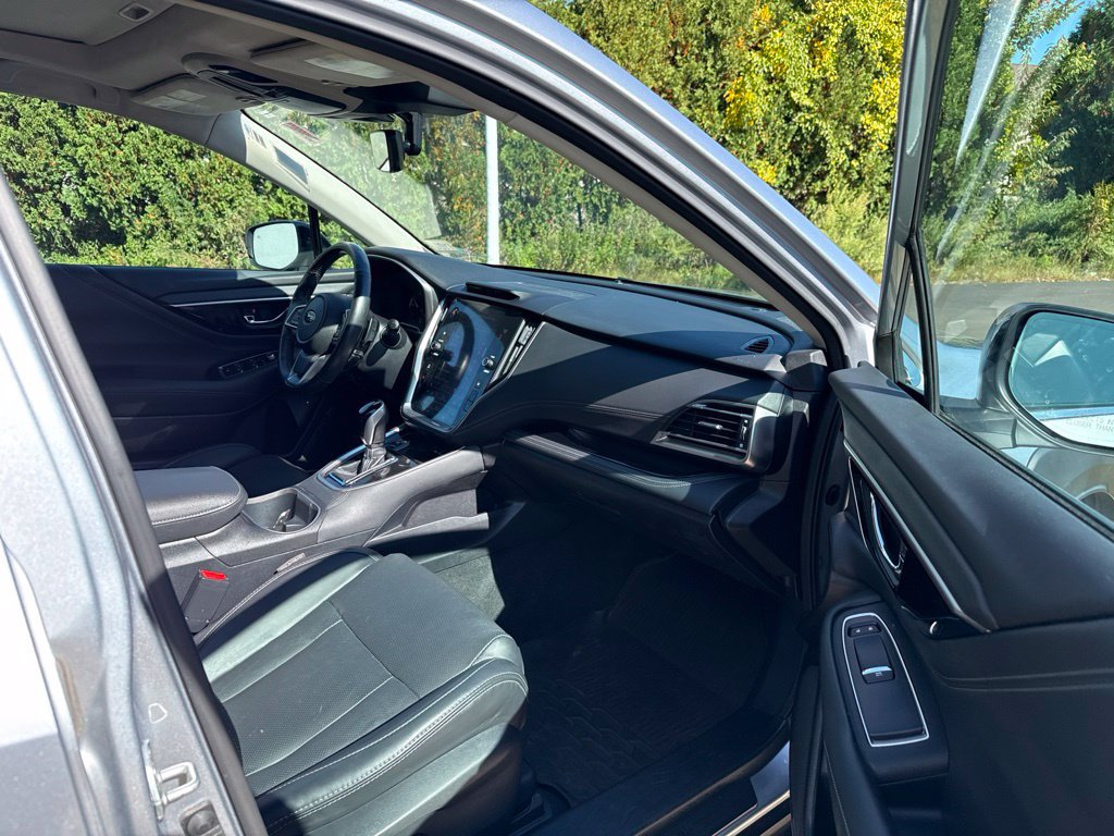 Used 2023 Subaru Outback Limited AWD/4WD image 16