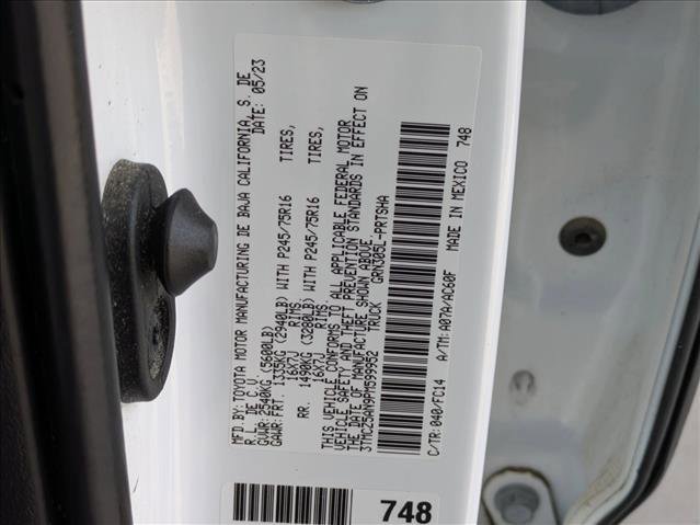 Used 2023 Toyota Tacoma SR5 AWD/4WD image 29