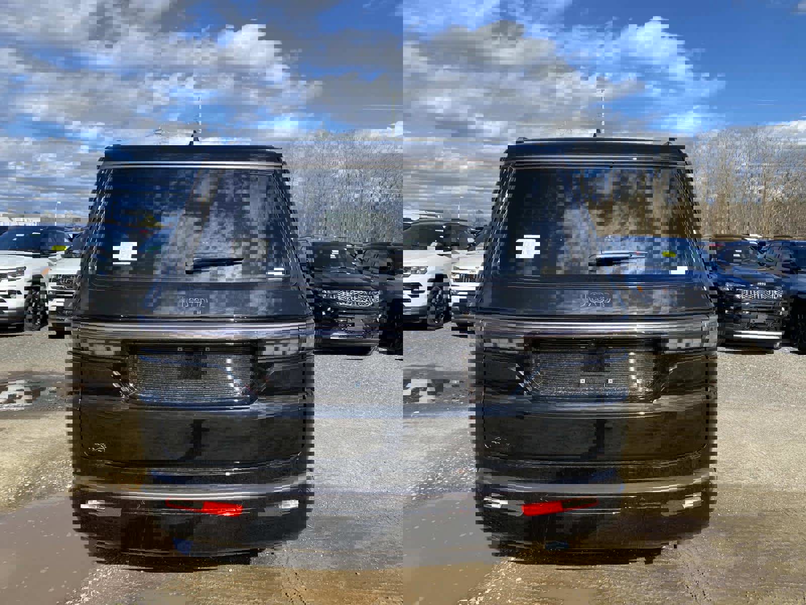 New 2026 Jeep Grand Wagoneer 4WD image 4