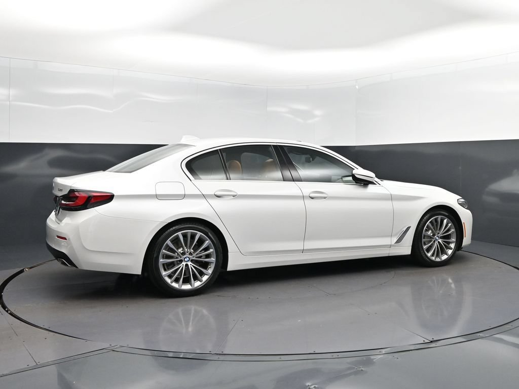Certified 2023 BMW 530i w/ Convenience Package RWD image 8
