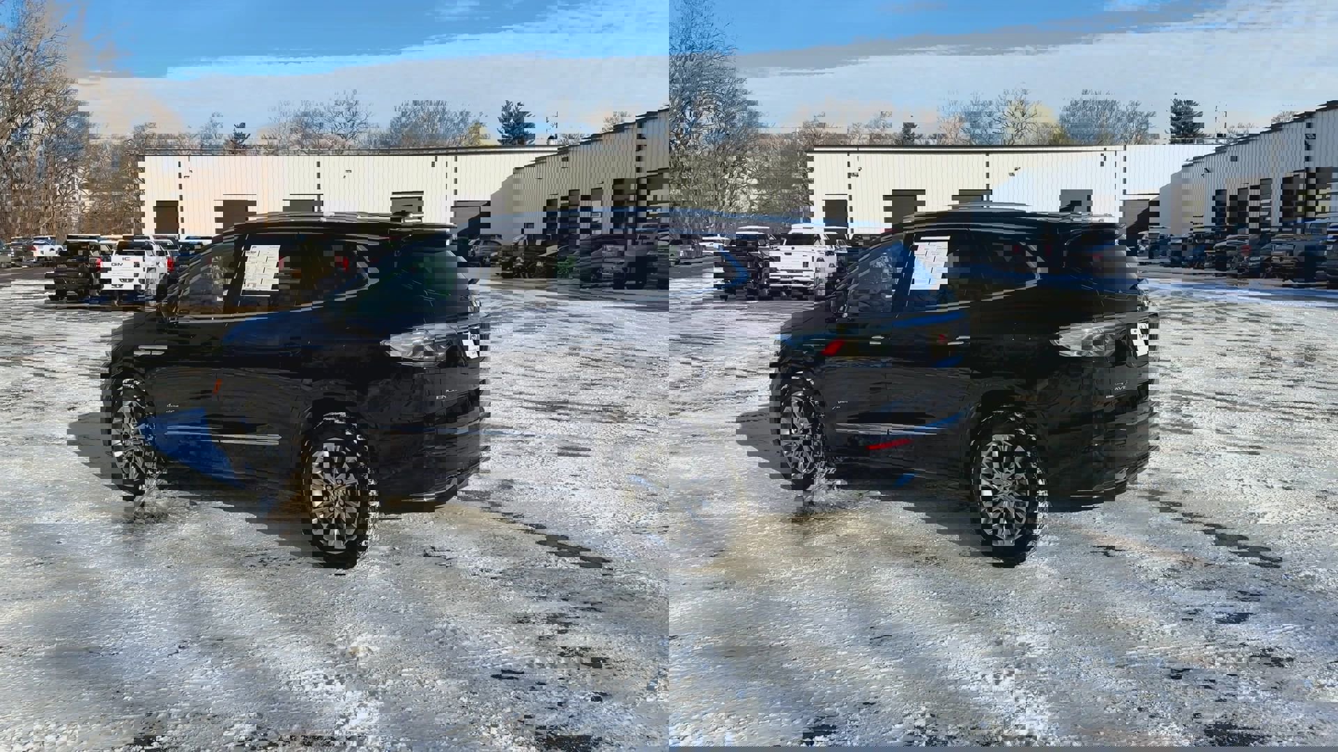 Used 2024 Buick Enclave Avenir w/ Avenir Technology Package image 7