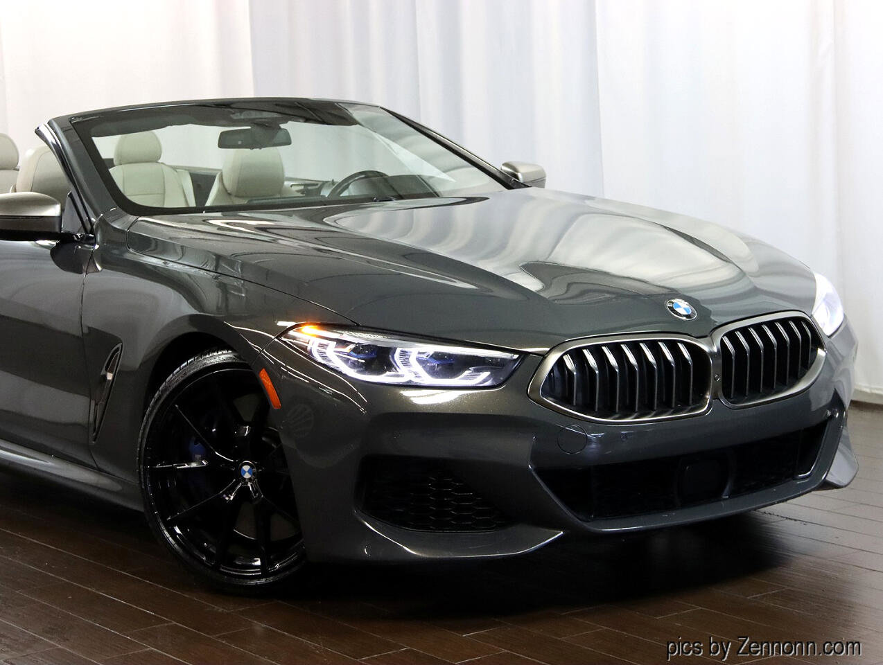 Used 2021 BMW M850i xDrive Convertible image 2
