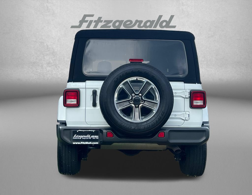 Used 2023 Jeep Wrangler Unlimited Sahara AWD/4WD image 7