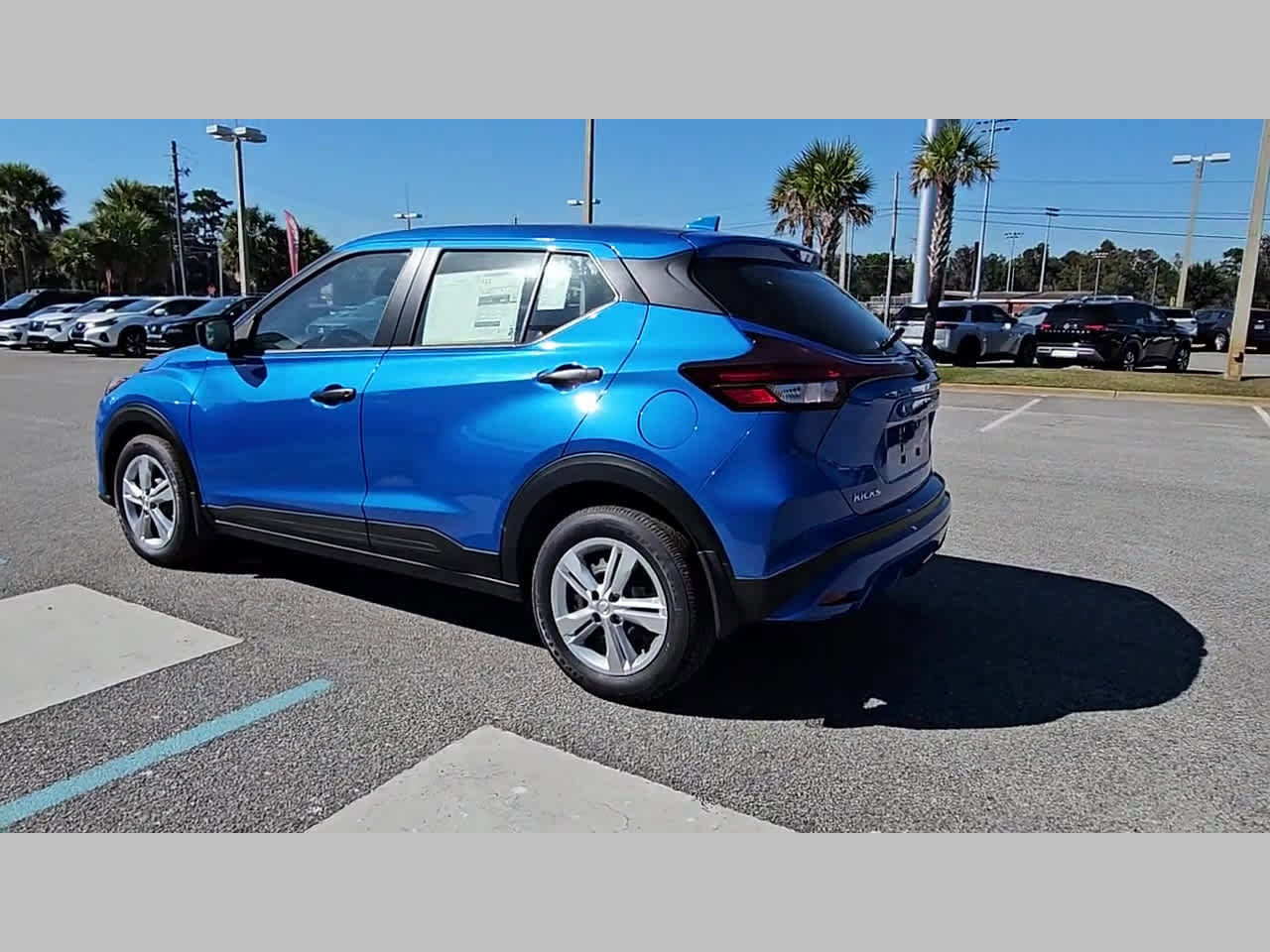 New 2025 Nissan Kicks Play S image 28